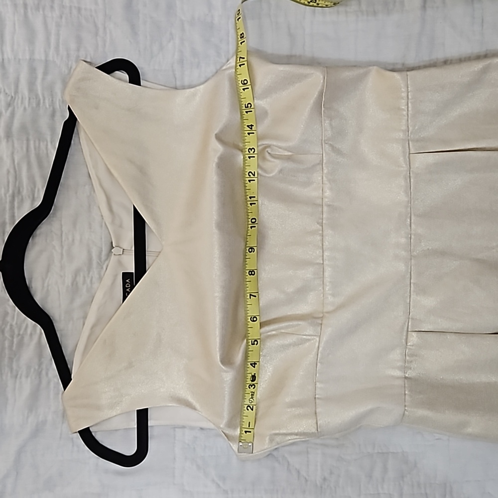 Escada Luxury Champagne Cream  Sheath dress with pockets! Silk/cotton blend - Picture 9 of 13